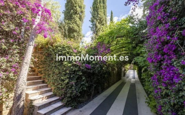 Wiederverkauf - Villa - Marbella - Marbella Centro