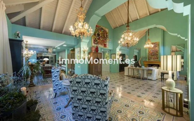 Wiederverkauf - Villa - Marbella - Marbella Centro