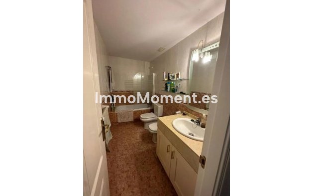 Revente - Appartement - Marbella - Nueva Andalucía