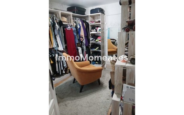 Resale - Townhouse - Estepona - Estepona Centro