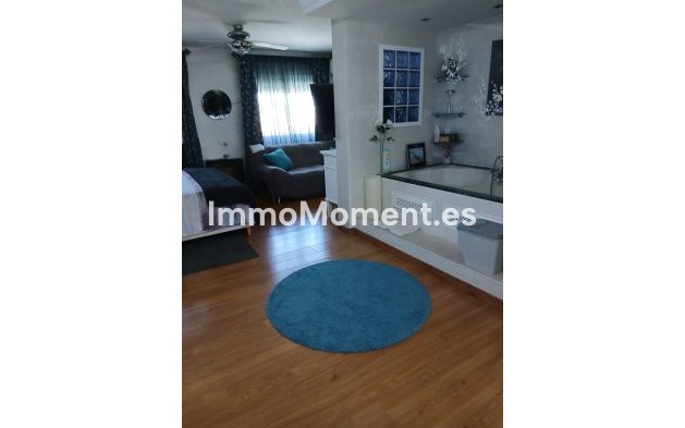 Resale - Townhouse - Estepona - Estepona Centro