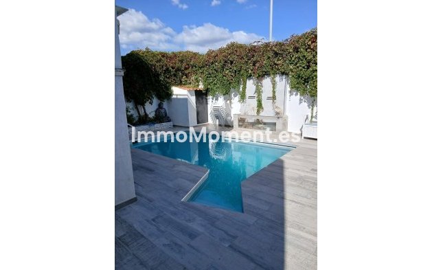 Resale - Townhouse - Estepona - Estepona Centro