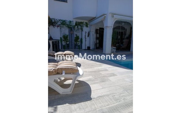 Resale - Townhouse - Estepona - Estepona Centro