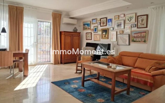 Wiederverkauf - Villa - Estepona  - Estepona Centro