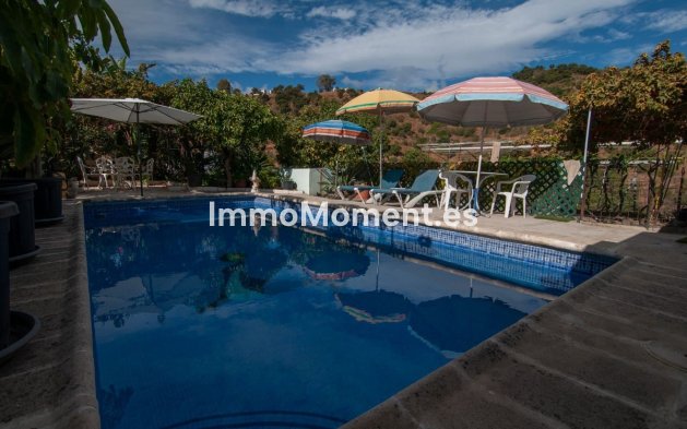 Reventa - Casa de campo - Marbella - Altos de los Monteros