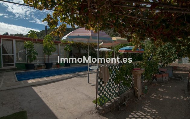 Reventa - Casa de campo - Marbella - Altos de los Monteros