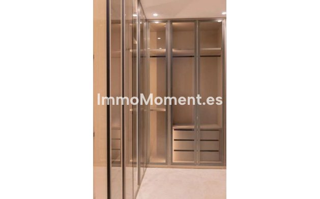 Wiederverkauf - Wohnung - Marbella - Nueva Andalucía