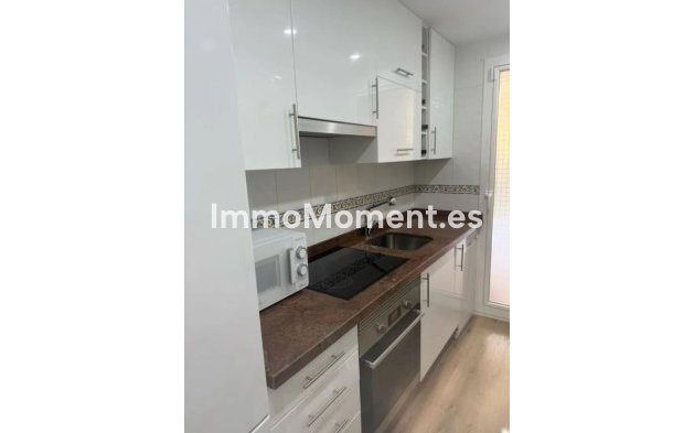 Resale - Apartment - Marbella - Las Chapas
