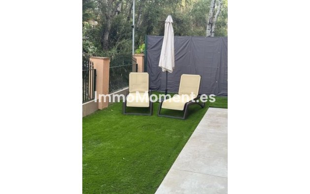 Resale - Apartment - Marbella - Las Chapas