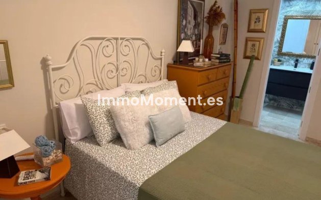 Resale - Apartment - Marbella - Las Chapas