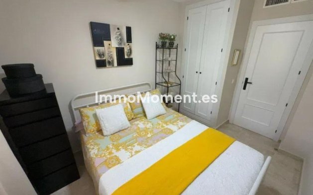 Resale - Apartment - Marbella - Las Chapas