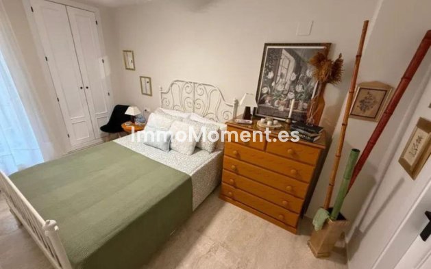 Resale - Apartment - Marbella - Las Chapas
