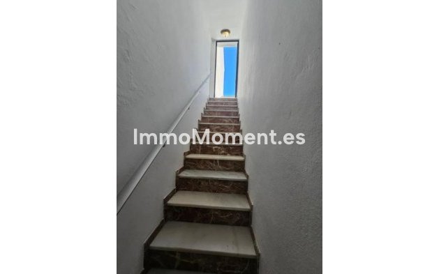 Bestaande woning - Geschakelde woning - Estepona  - Estepona Centro
