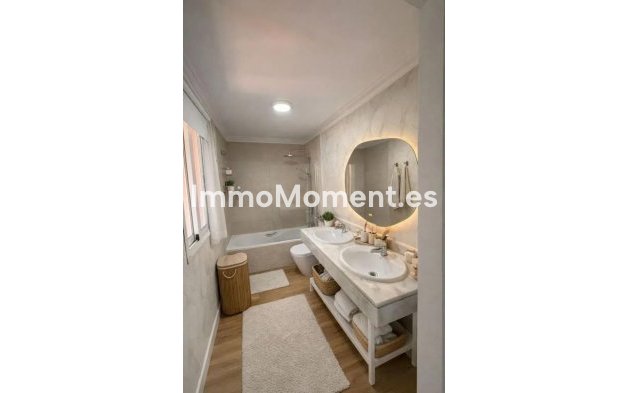 Resale - Apartment - Manilva - Manilva Centro