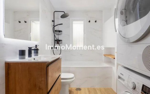 Resale - Apartment - Estepona - Benamara