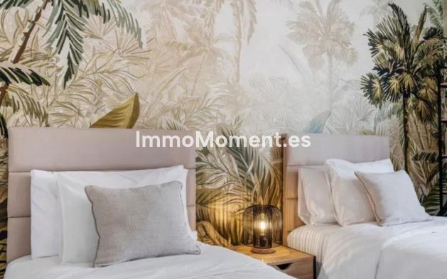 Resale - Apartment - Estepona - Benamara