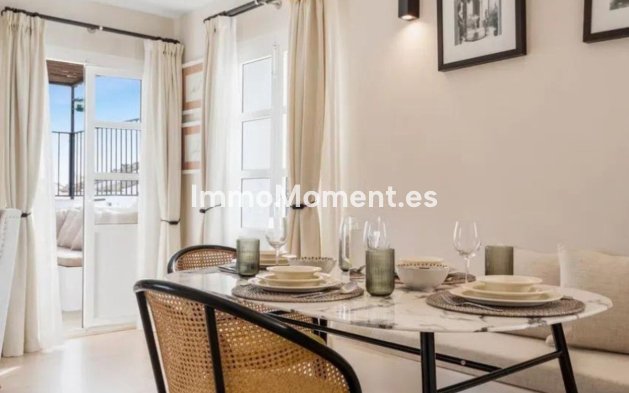 Resale - Apartment - Estepona - Benamara