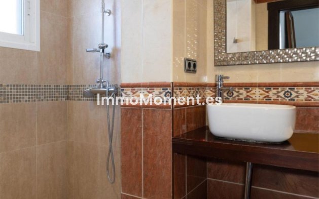 Wiederverkauf - Villa - Marbella - Marbella Centro