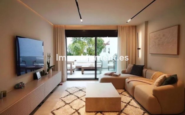 Wiederverkauf - Wohnung - Marbella - Nueva Andalucía