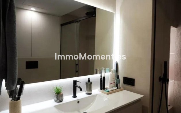 Wiederverkauf - Wohnung - Marbella - Nueva Andalucía