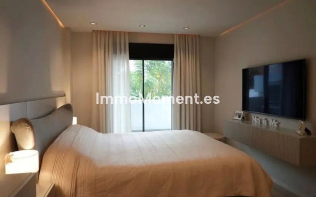 Wiederverkauf - Wohnung - Marbella - Nueva Andalucía