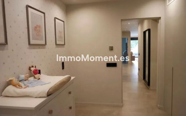 Wiederverkauf - Wohnung - Marbella - Nueva Andalucía