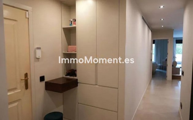 Wiederverkauf - Wohnung - Marbella - Nueva Andalucía