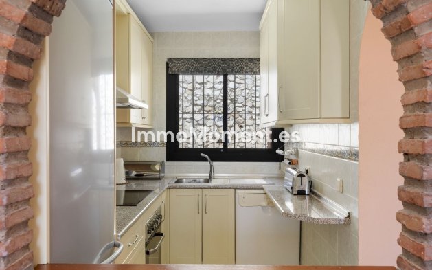 Resale - Villa - Mijas - Calahonda