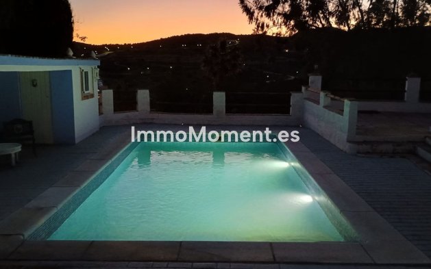 Wiederverkauf - Villa - Estepona  - Estepona Centro