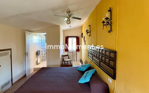 Wiederverkauf - Villa - Estepona  - Estepona Centro