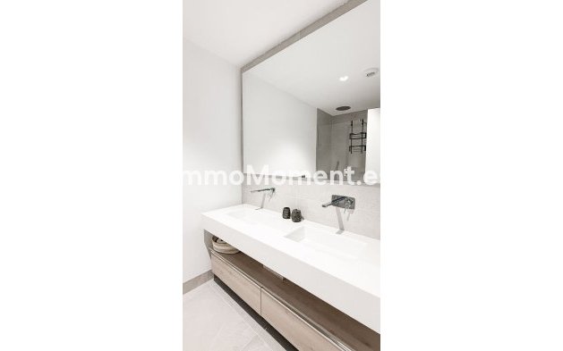 Wiederverkauf - Wohnung - Marbella - Artola