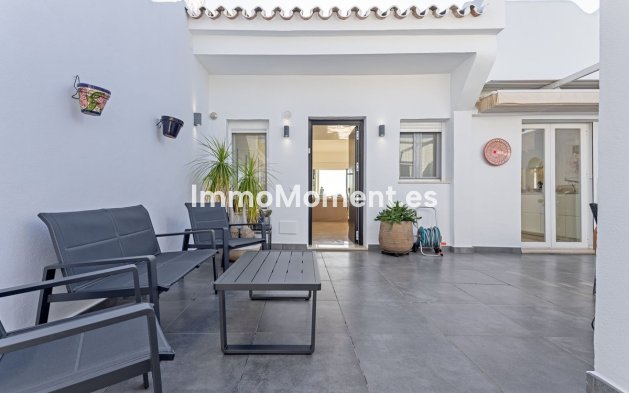 Wiederverkauf - Villa - Marbella - Nueva Andalucía