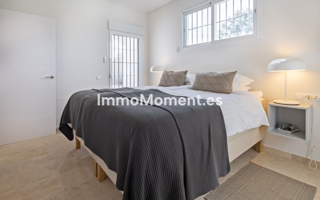 Wiederverkauf - Villa - Marbella - Nueva Andalucía