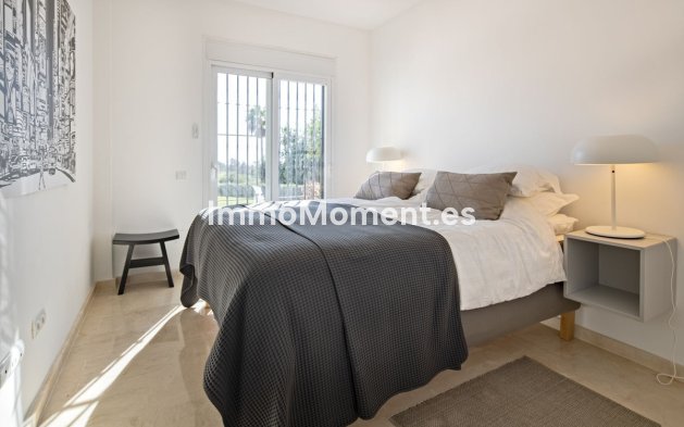 Wiederverkauf - Villa - Marbella - Nueva Andalucía