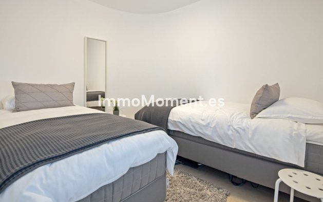 Wiederverkauf - Villa - Marbella - Nueva Andalucía