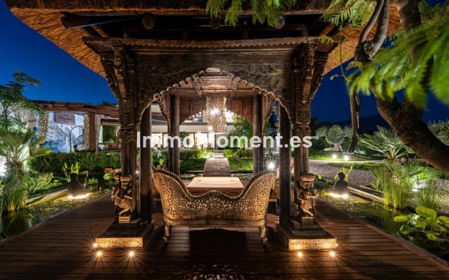 Revente - Villa - Benahavís - Benahavís Centro