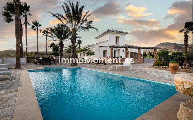 Revente - Maison de campagne - Intérieur                       - Pizarra