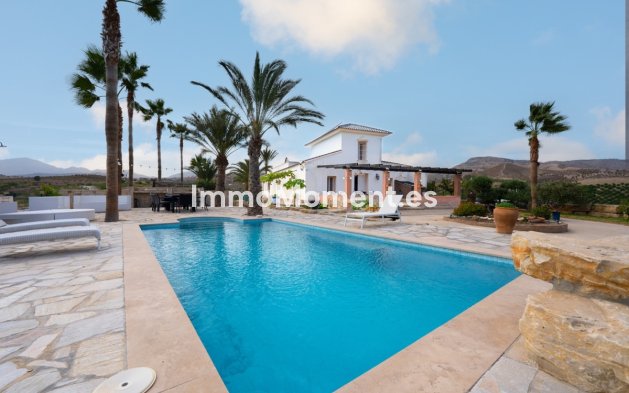 Revente - Maison de campagne - Intérieur                       - Pizarra