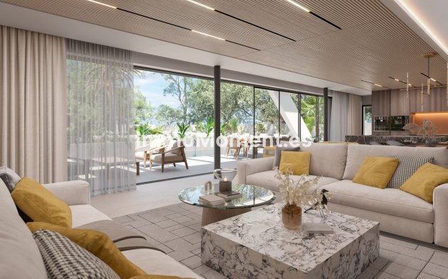 Wiederverkauf - Villa - Marbella - Nueva Andalucía