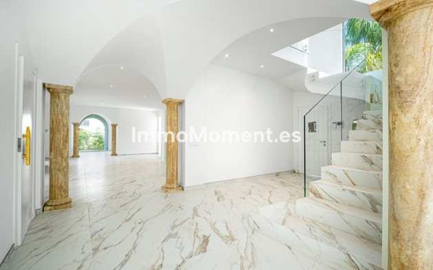 Wiederverkauf - Villa - Marbella - Marbella Centro