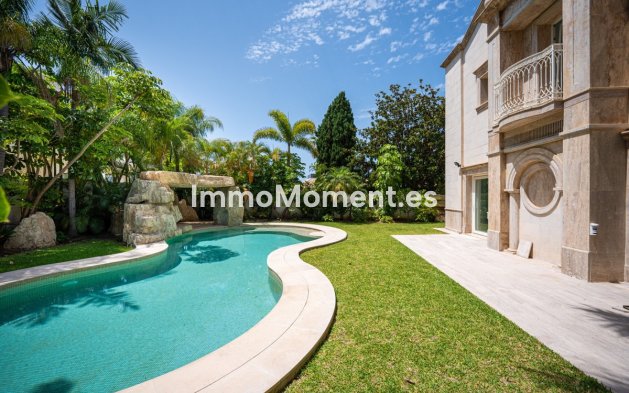 Wiederverkauf - Villa - Marbella - Marbella Centro