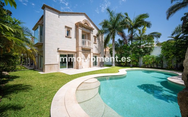 Wiederverkauf - Villa - Marbella - Marbella Centro