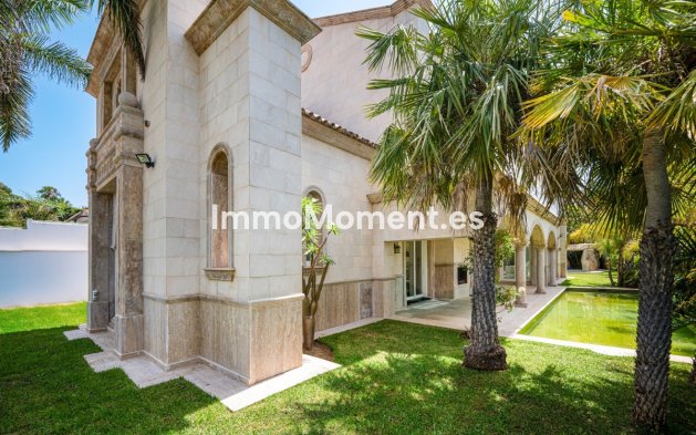 Wiederverkauf - Villa - Marbella - Marbella Centro