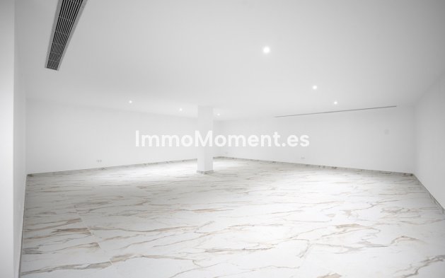 Wiederverkauf - Villa - Marbella - Marbella Centro