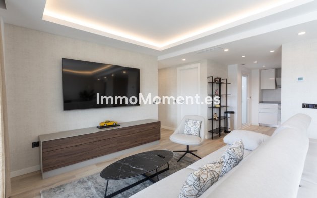 Wiederverkauf - Wohnung - Marbella - Nueva Andalucía