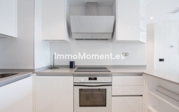 Wiederverkauf - Wohnung - Marbella - Nueva Andalucía