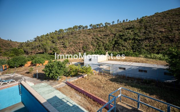 Wiederverkauf - Wohnung -   Inländisch - Ojén