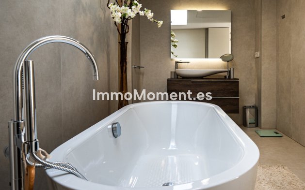 Revente - Villa - Estepona  - Estepona Centro