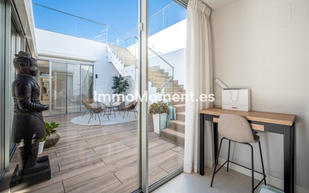 Revente - Villa - Estepona  - Estepona Centro