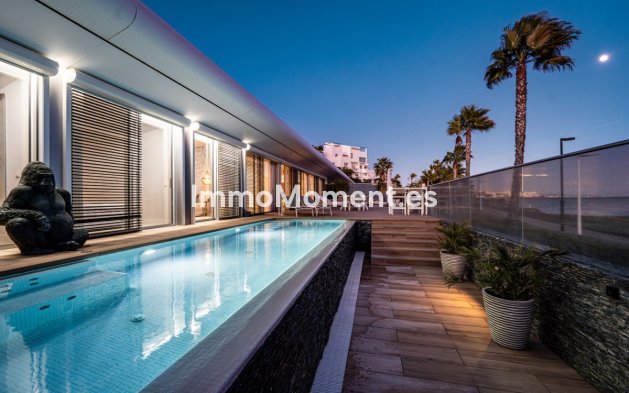 Revente - Villa - Estepona  - Estepona Centro